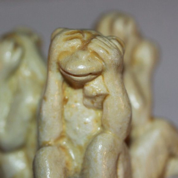 Vtg Chinese Soapstone Carving of Monkeys See No Evil Hear No Evil Speak No Evil - Picture 4 of 5